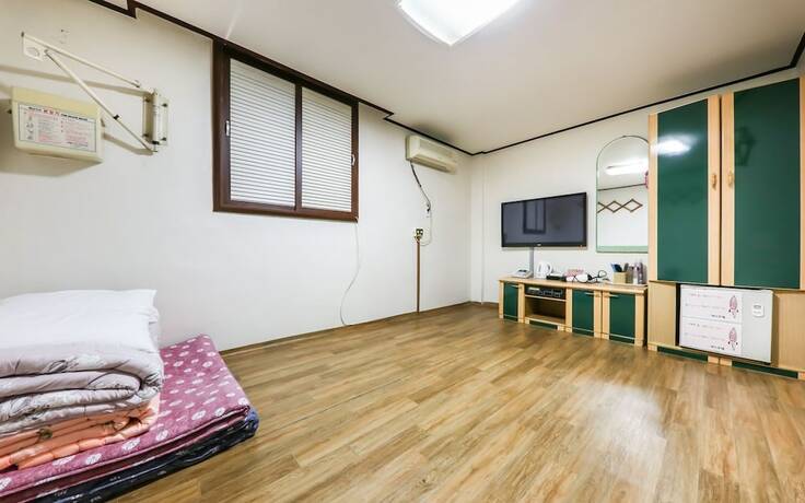 Imagen de la habitación del Hotel Asan Lucky. Foto 20