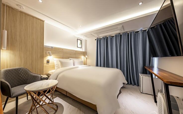 Imagen de la habitación del Hotel Asan Marie. Foto 19