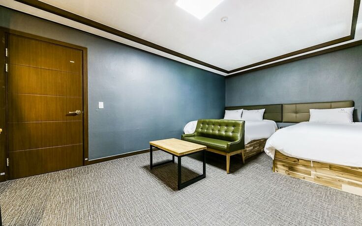 Imagen de la habitación del Hotel Asan Marina. Foto 18