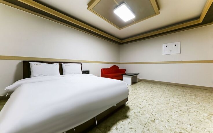 Imagen general del Hotel Asan Opera. Foto 1