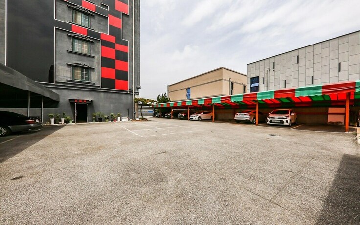 Imagen de los interiores del Hotel Asan Opera. Foto 34