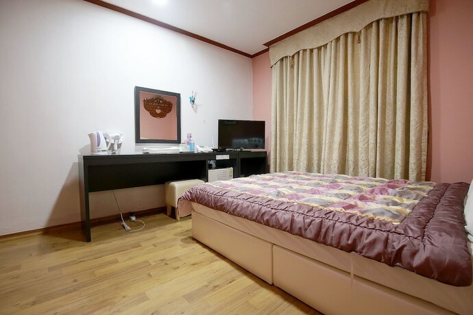 Imagen general del Hotel Asan Palm Spring. Foto 4