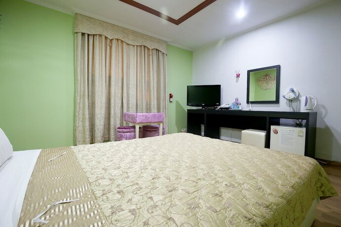 Imagen general del Hotel Asan Palm Spring. Foto 5