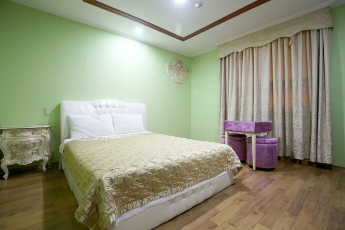 Imagen general del Hotel Asan Palm Spring. Foto 8