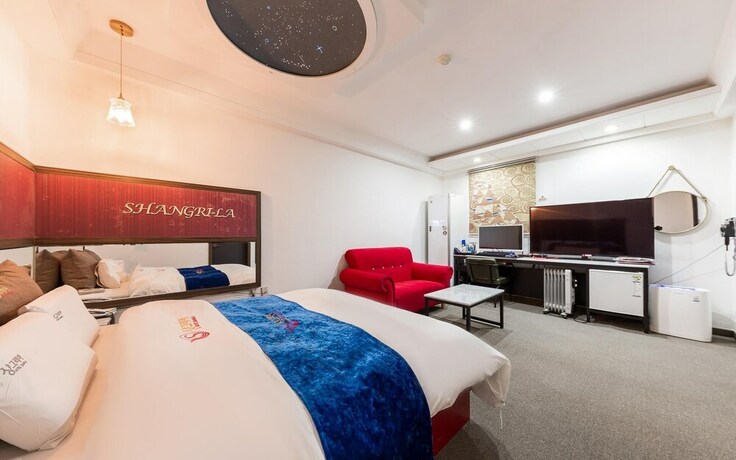 Imagen general del Hotel Asan Sangria. Foto 5