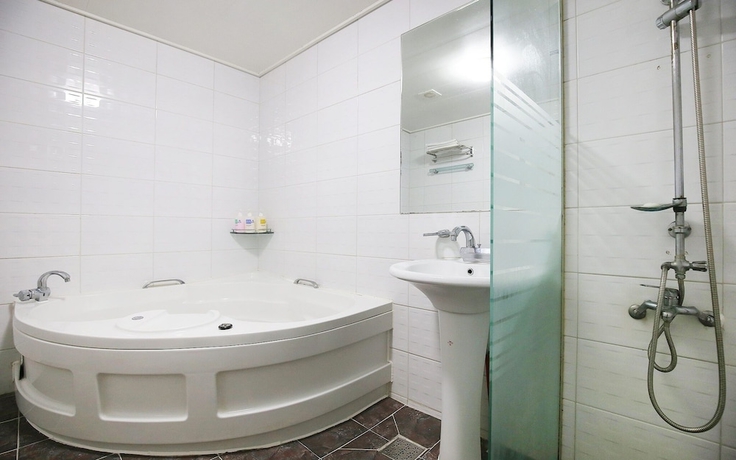 Imagen de la habitación del Hotel Asan Soluna. Foto 7