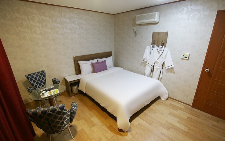 Imagen general del Hotel Asan Western. Foto 3