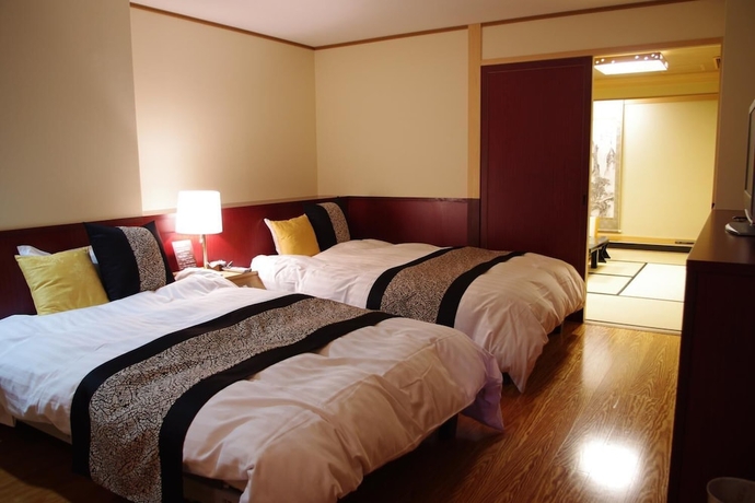 Imagen de la habitación del Hotel Asanoya. Foto 7