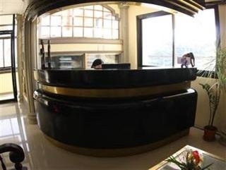 Imagen de la habitación del Hotel Ascendo Suites. Foto 4