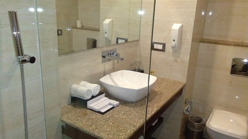 Imagen de la habitación del Hotel Ascent Biz. Foto 20
