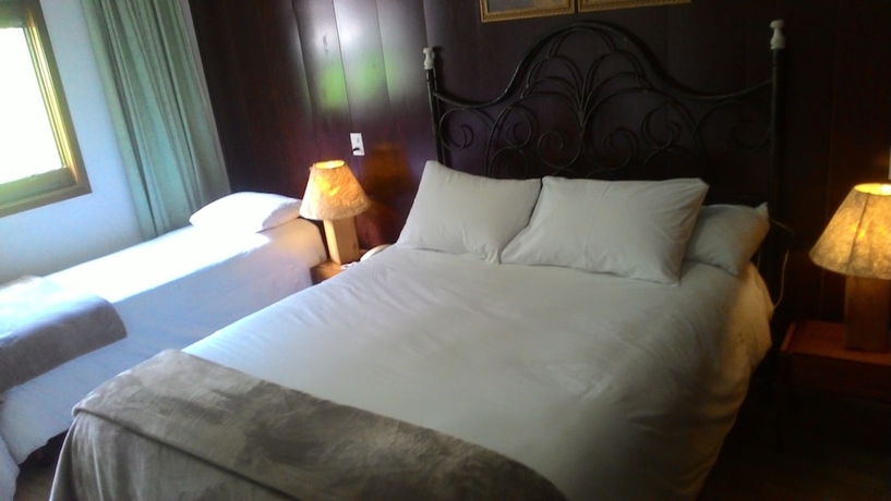 Imagen de la habitación del Hotel Ascona, Campos do Jordao. Foto 11