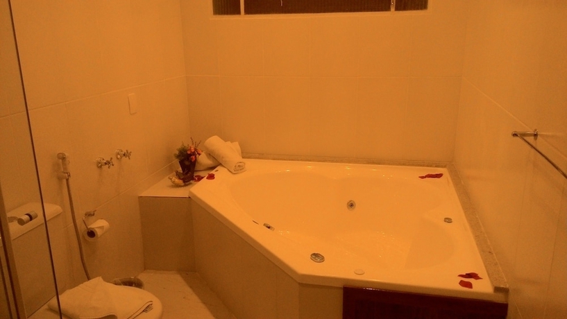 Imagen de la habitación del Hotel Ascona, Campos do Jordao. Foto 12