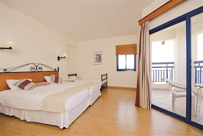 Imagen de la habitación del Hotel Ascos Coral Beach. Foto 7