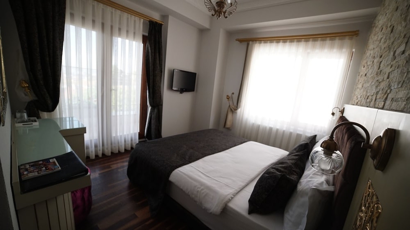 Imagen de la habitación del Hotel Ascot Buyukada. Foto 11