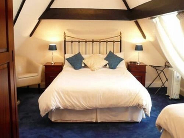 Imagen de la habitación del Hotel Ascot House. Foto 9