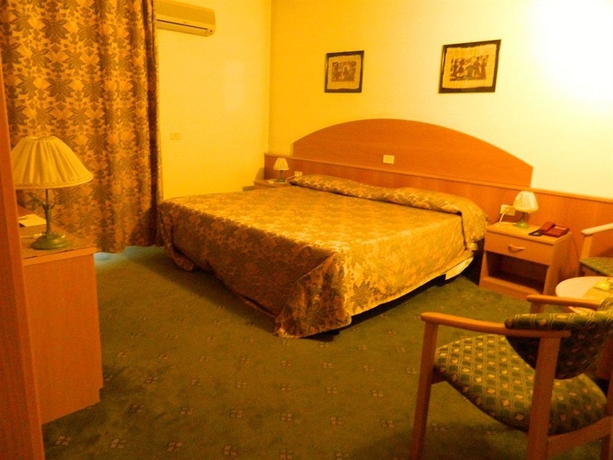 Imagen de la habitación del Hotel Ascot Lodging. Foto 8