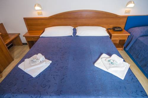 Imagen de la habitación del Hotel Ascot, Misano Brasile. Foto 4