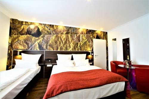 Imagen de la habitación del Hotel Ascot, Remscheid. Foto 2