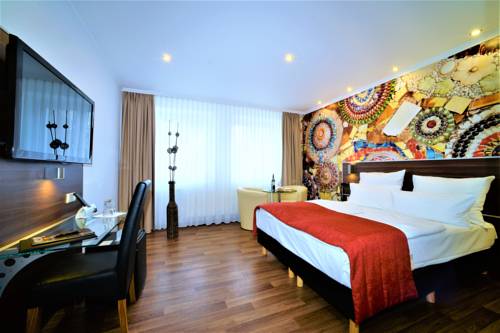 Imagen de la habitación del Hotel Ascot, Remscheid. Foto 9