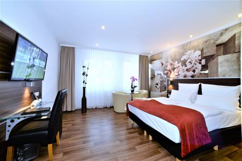 Imagen de la habitación del Hotel Ascot, Remscheid. Foto 13