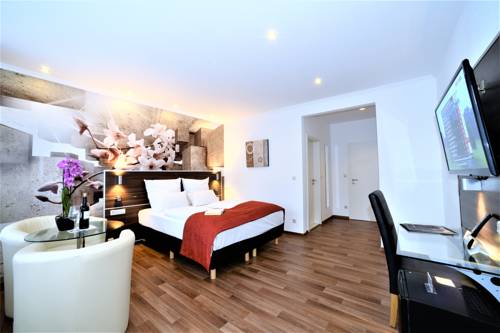 Imagen de la habitación del Hotel Ascot, Remscheid. Foto 14