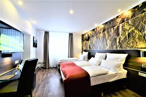 Imagen de la habitación del Hotel Ascot, Remscheid. Foto 15
