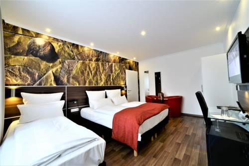 Imagen de la habitación del Hotel Ascot, Remscheid. Foto 16