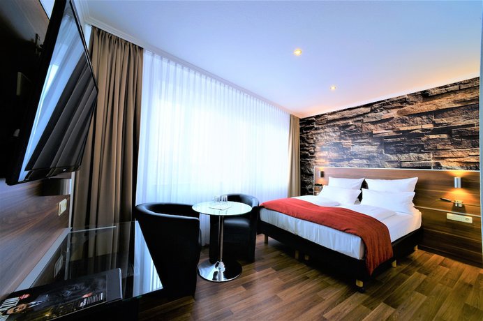 Imagen de la habitación del Hotel Ascot, Remscheid. Foto 7