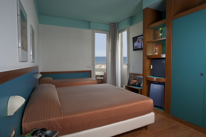 Imagen de la habitación del Hotel Ascot and Spa. Foto 12