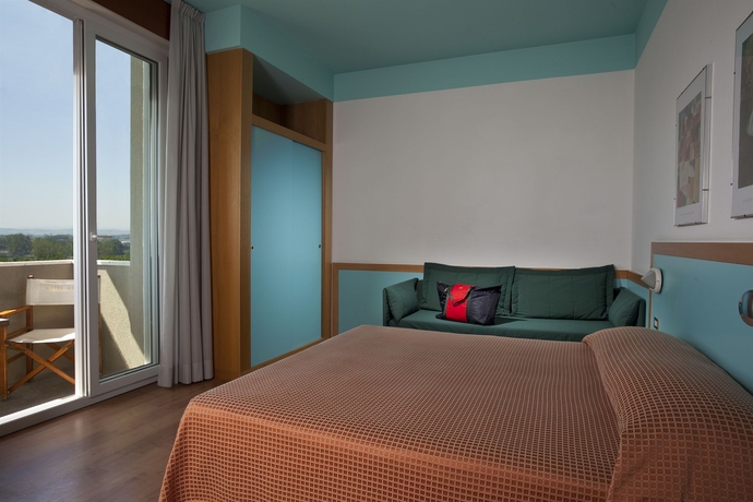 Imagen de la habitación del Hotel Ascot and Spa. Foto 14