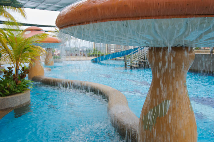 Imagen de la piscina del Hotel Ascott Gurney Penang. Foto 14