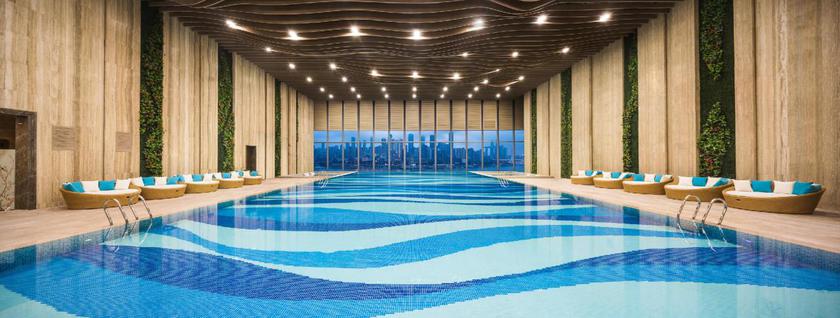 Imagen de la piscina del Hotel Ascott Nanbin Chongqing. Foto 4
