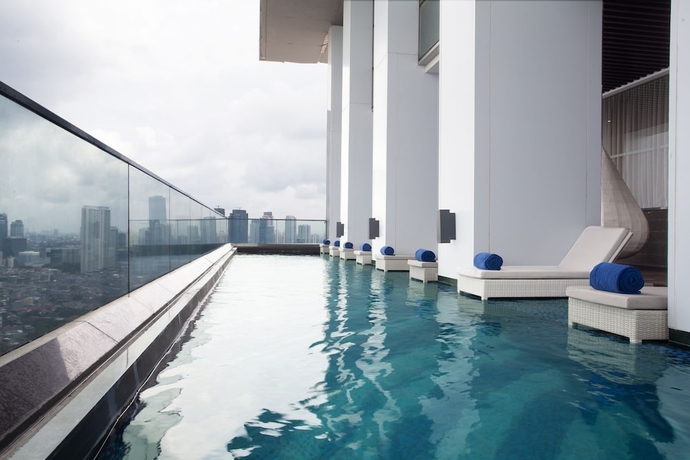 Imagen de la piscina del Hotel Ascott Sudirman Jakarta. Foto 19