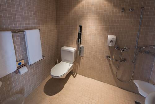 Imagen de la habitación del Hotel Ascott & Restaurant. Foto 8