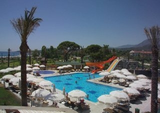 Imagen de la piscina del Hotel Asdem Beach Labada. Foto 6