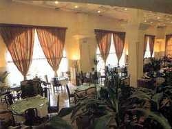 Imagen del bar/restaurante del Hotel Asean International. Foto 2