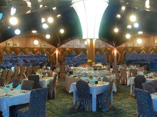 Imagen del bar/restaurante del Hotel Aseman Isfahan. Foto 4