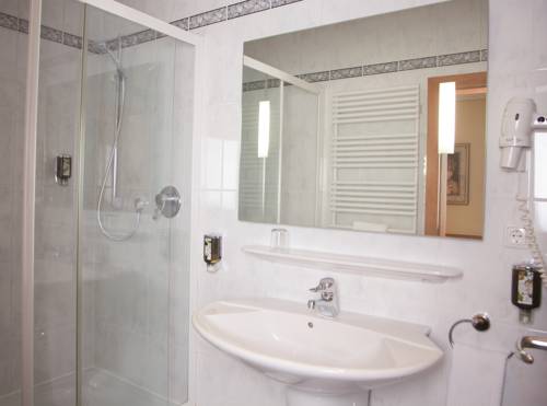 Imagen de la habitación del Hotel Asemann Planegg. Foto 10