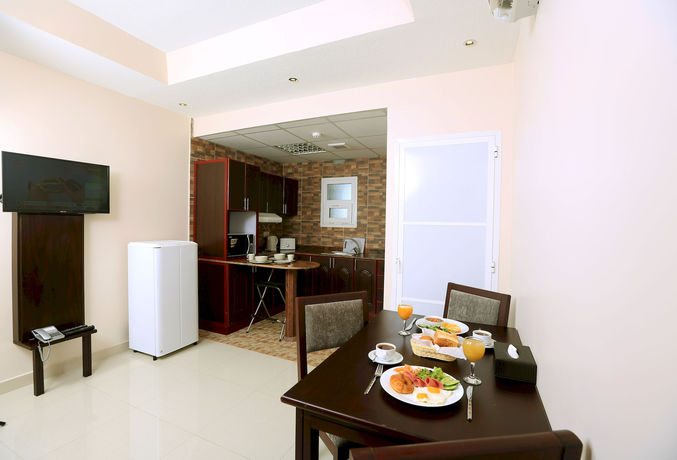 Imagen de la habitación del Hotel Asfar Apartments. Foto 4