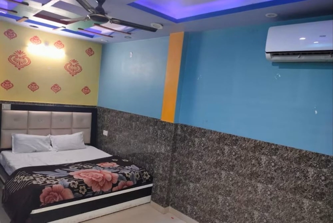 Imagen de la habitación del Hotel Asha Palace. Foto 4