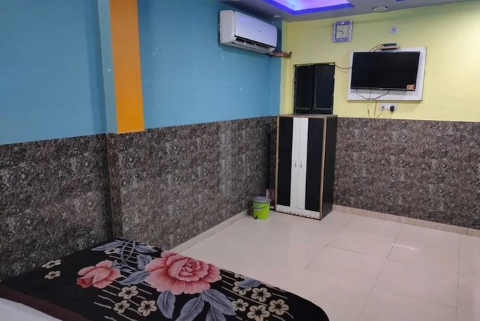 Imagen de la habitación del Hotel Asha Palace. Foto 8