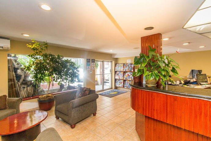 Imagen de los interiores del Hotel Ashand9th. Foto 17
