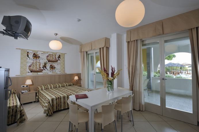 Imagen de la habitación del Hotel Ashanti Aparthotel. Foto 2