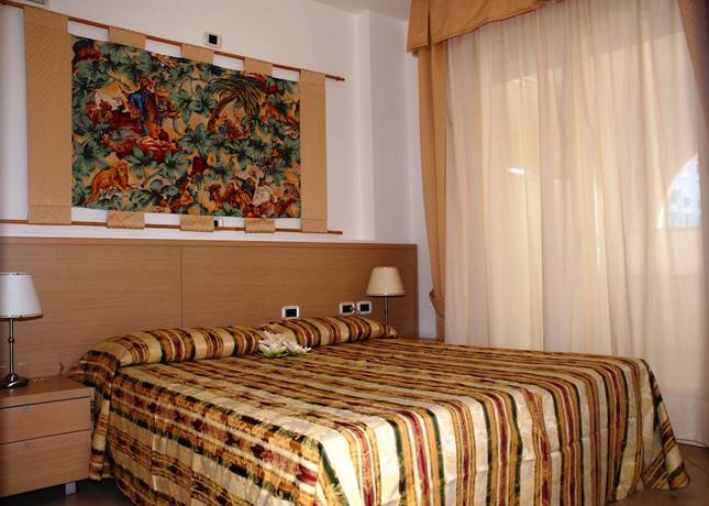 Imagen de la habitación del Hotel Ashanti Aparthotel. Foto 5