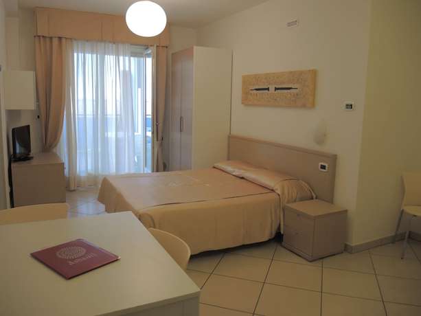 Imagen de la habitación del Hotel Ashanti Aparthotel. Foto 7