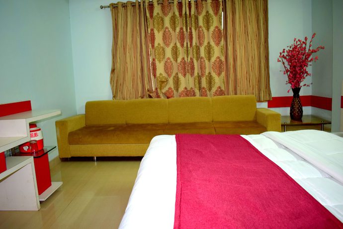 Imagen de la habitación del Hotel Ashapura Palace by Sky Stays. Foto 7