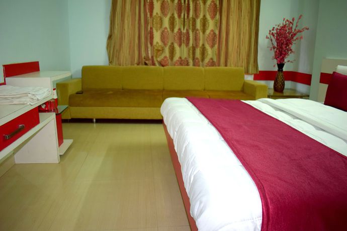 Imagen de la habitación del Hotel Ashapura Palace by Sky Stays. Foto 8