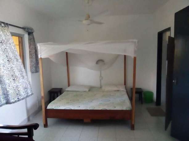 Imagen de la habitación del Hotel Ashari. Foto 6