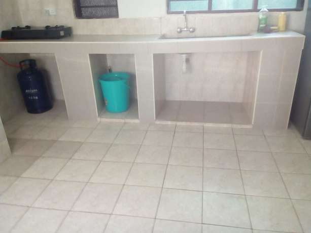 Imagen de la habitación del Hotel Ashari. Foto 10