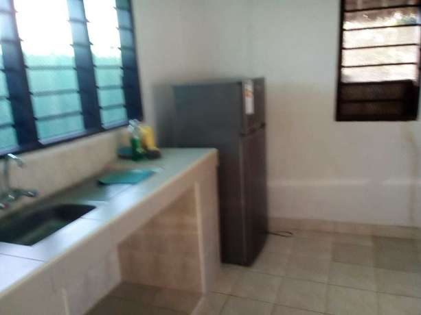 Imagen de la habitación del Hotel Ashari. Foto 11